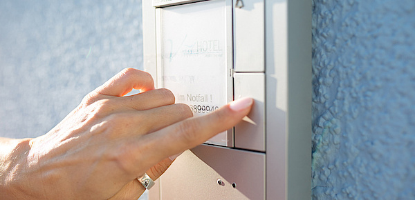 Sprech­anlagen bei HOFA-Elektro GmbH in Marktheidenfeld